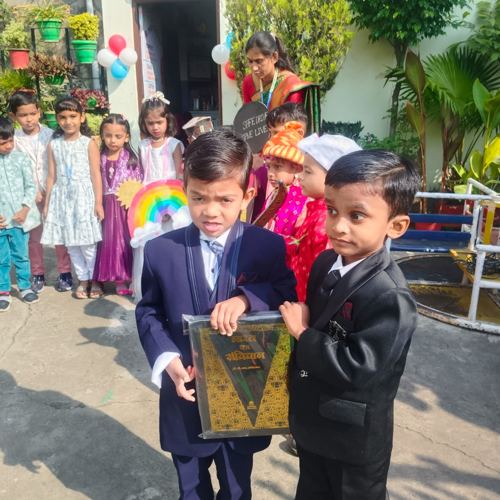Fancy dress &mdash; formal look